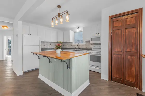 160 GRAHAM ST, Centre Wellington, ON N1M 1B8