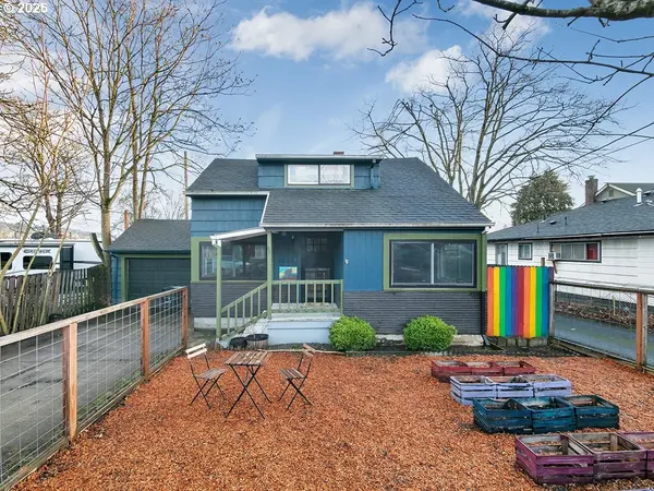 8034 SE HENDERSON ST, Portland, OR 97206