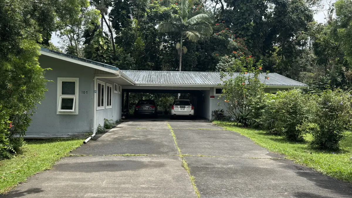 107 OPIO RD, Hilo, HI 96720