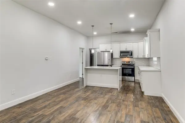 2323 Stoneman Street, Dallas, TX 75215