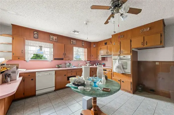 1000 Mcdonald Lane, Bellmead, TX 76705