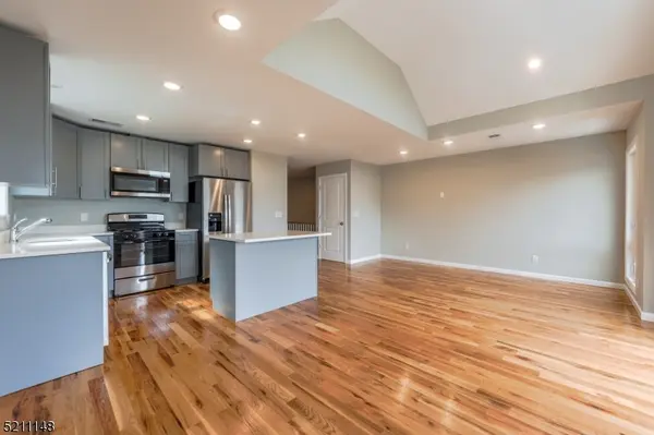 255 Chadwick Ave, Apt 2 #2, Newark City, NJ 07108