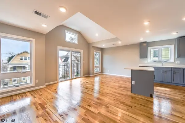 255 Chadwick Ave, Apt 2 #2, Newark City, NJ 07108