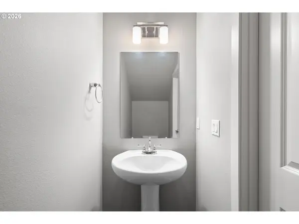 1321 NE 82ND DR, Vancouver, WA 98665