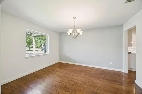 6742 Williamson Road, Dallas, TX 75214