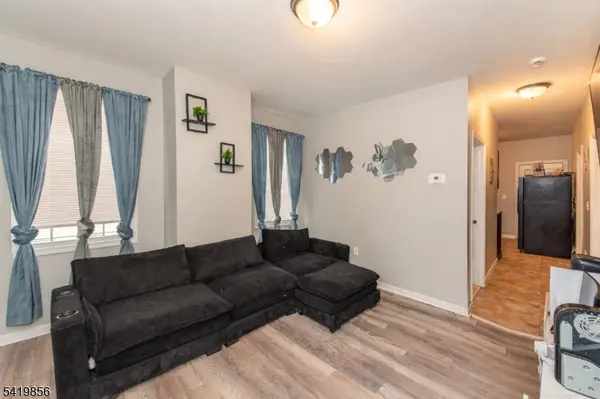 303 S 11Th St, Newark City, NJ 07103