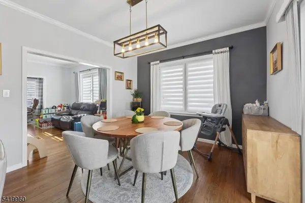 77 Scrivens St, Totowa Boro, NJ 07512