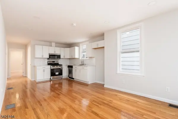 43 Wolf Pl, Hillside Twp., NJ 07205