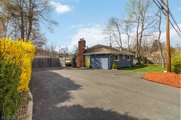 5453 Berkshire Valley Rd, Jefferson Twp., NJ 07438