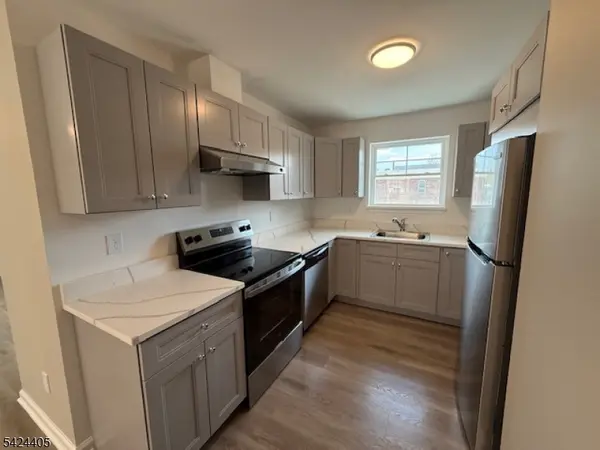 237 Main St, Hackettstown Town, NJ 07840