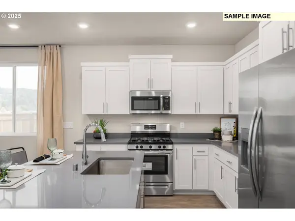 5772 Edward CT SE, Albany, OR 97322