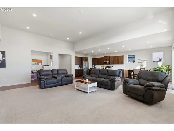 30954 NW TIMERIC DR, North Plains, OR 97133