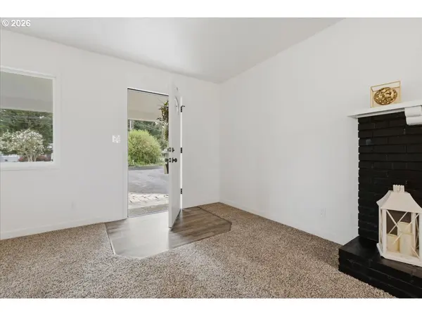 132 GREEN ACRES DR, Castle Rock, WA 98611