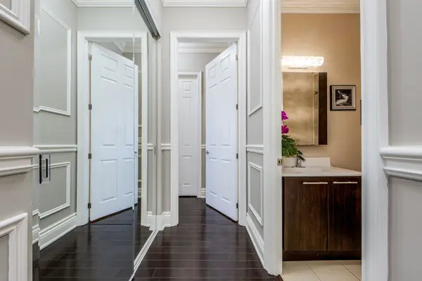 37 Galleria Pkwy #UPH2, Markham, ON L3T 0A5