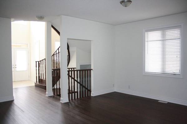 87 bear run RD, Brampton, ON L6X 2Z9