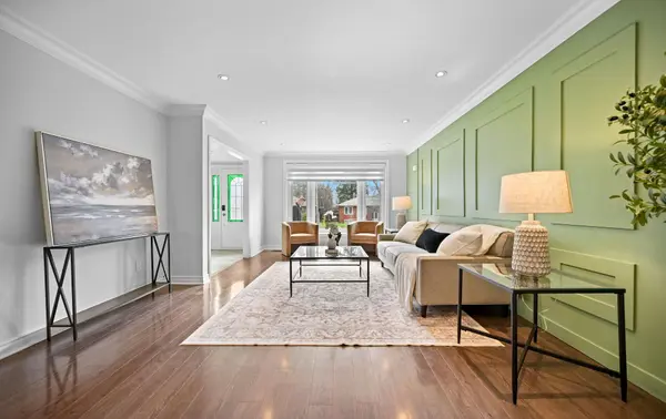 1207 Pinegrove RD, Oakville, ON L6L 2W8