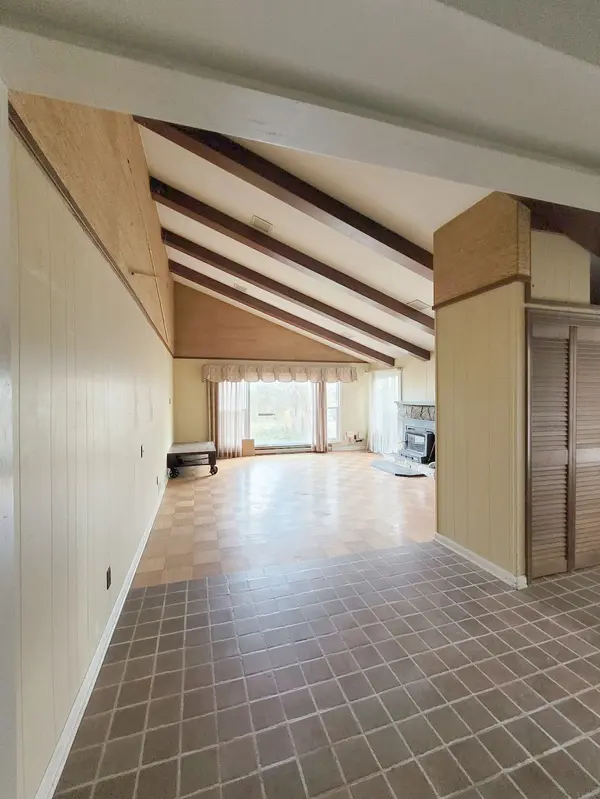 4209 Bath RD, Kingston, ON K7M 4Y8