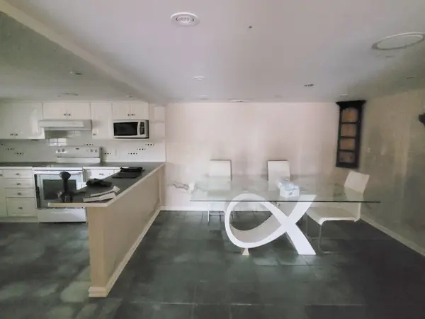 4209 Bath RD, Kingston, ON K7M 4Y8