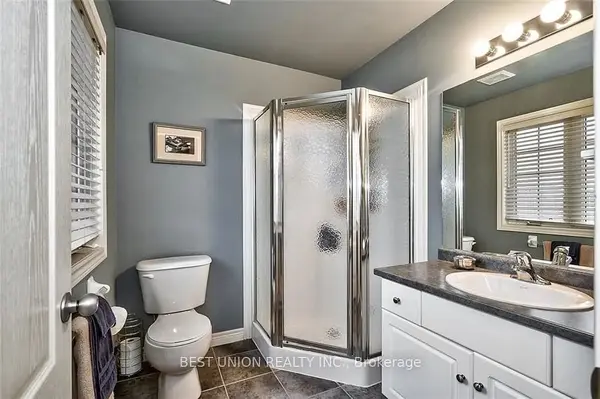 60 Cloverleaf DR #43, Hamilton, ON L9K 1S8