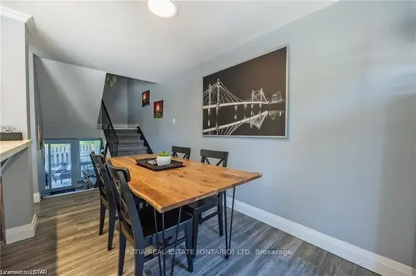 28 Chiddington Gate S, London South, ON N6C 4Y3