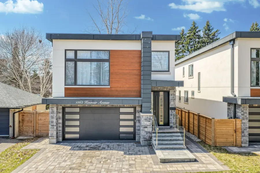 1362 KENMUIR AVE, Mississauga, ON L5G 4B4