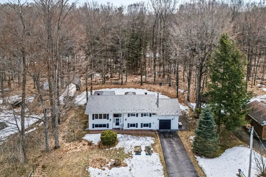 319 Riverwood DR, Constance Bay - Dunrobin - Kilmaurs - Woodlawn, ON K0A 3M0