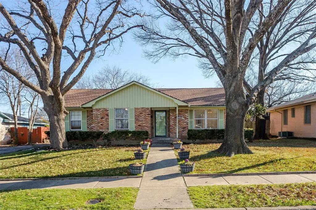 2608 Meandering Way, Plano, TX 75074