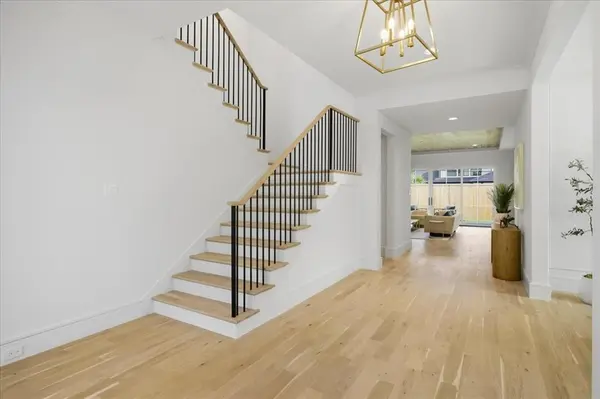 6804 Santa Maria Lane, Dallas, TX 75214