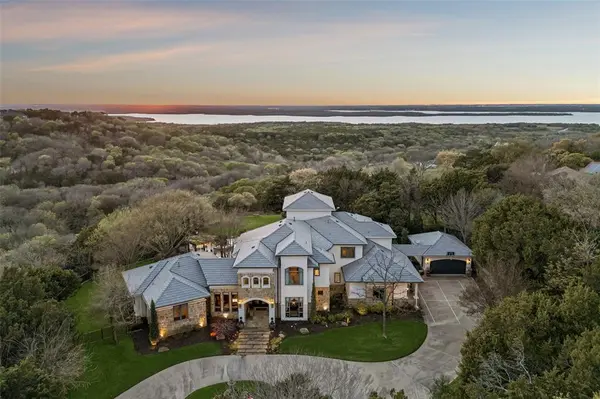 707 Oakhill Lane, Cedar Hill, TX 75104