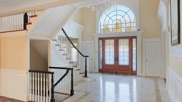 89 Knollwood Dr, Watchung Boro, NJ 07069