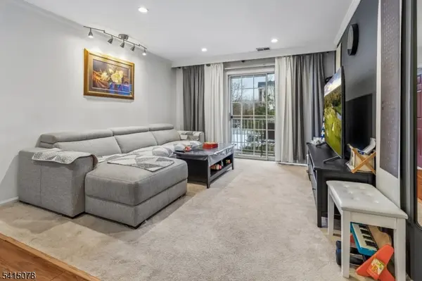 418 Stratford Pl #418, Bridgewater Twp., NJ 08805