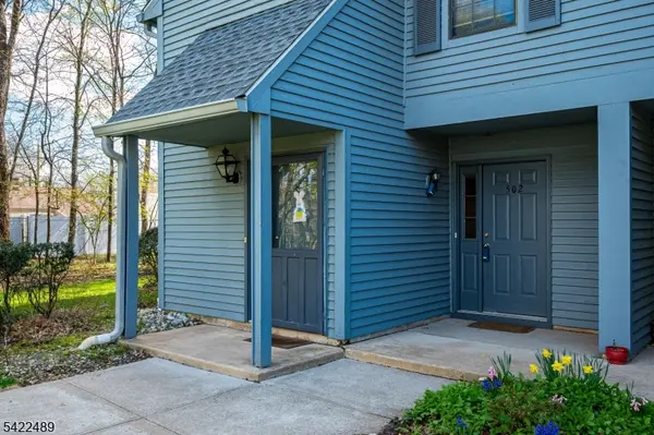 502 Woodhaven Dr #502, Edison Twp., NJ 08817