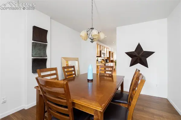 146 Luxury LN, Colorado Springs, CO 80921