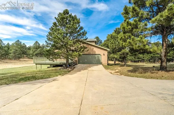 2525 County Line RD, Monument, CO 80132