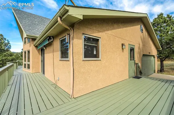 2525 County Line RD, Monument, CO 80132