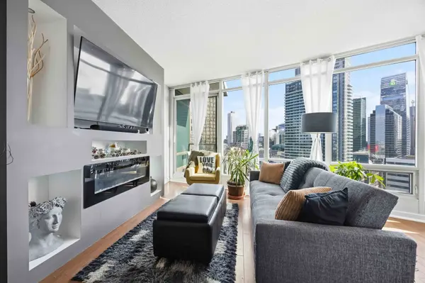 361 Front ST W #3302, Toronto C01, ON M5V 3R5