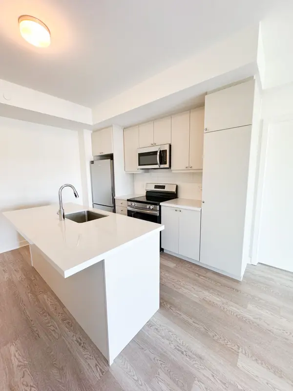 51 Clarington Blvd N/A #710, Clarington, ON L1C 7J8