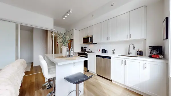 1479 O'Connor DR #2, Toronto E03, ON M4B 2V5