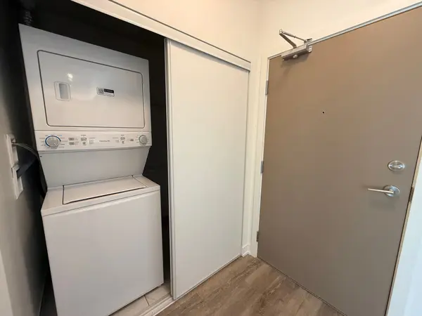 1010 Sandy Beach RD #212, Pickering, ON L1W 3V9