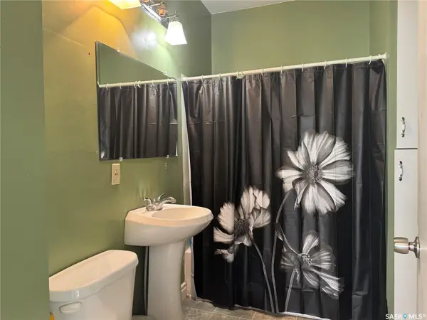 204 1st STREET E, Wynyard, SK S0A 4T0