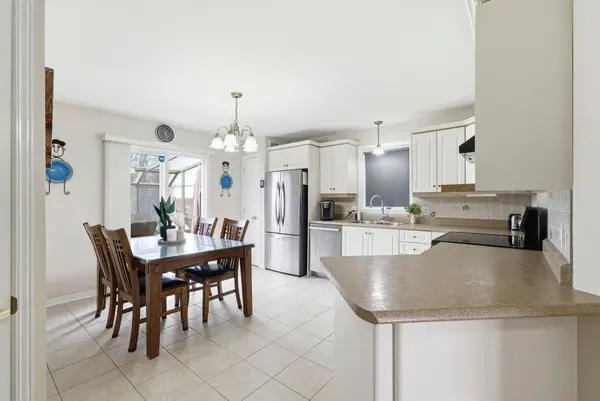 2000 Blessed Sacrament DR, Cornwall, ON K6H 7N5