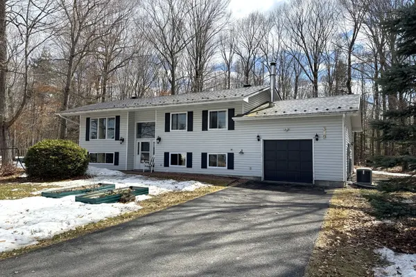 319 Riverwood DR, Constance Bay - Dunrobin - Kilmaurs - Woodlawn, ON K0A 3M0