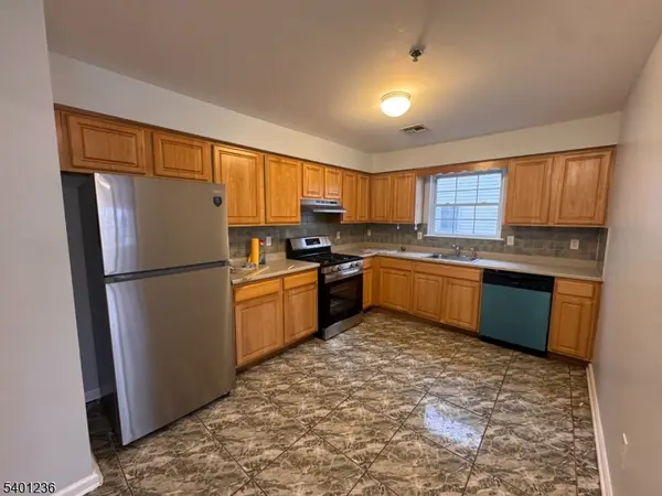 17 Norfolk St, Newark City, NJ 07103