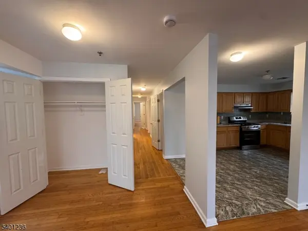 17 Norfolk St, Newark City, NJ 07103