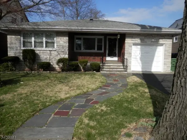 2105 Wood Ave, Roselle Boro, NJ 07203