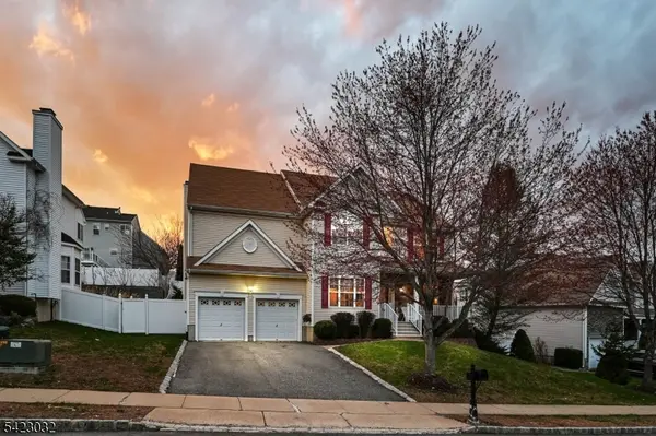 654 Skyline Dr, Jefferson Twp., NJ 07849