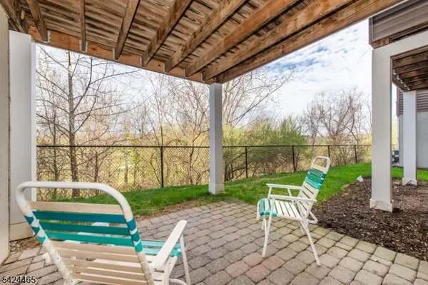 24 Clubhouse Rd, Hardyston Twp., NJ 07419