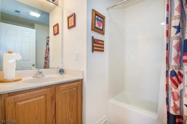 24 Clubhouse Rd, Hardyston Twp., NJ 07419