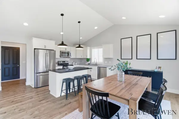 7112 Barn Owl LN, Allendale Twp, MI 49401