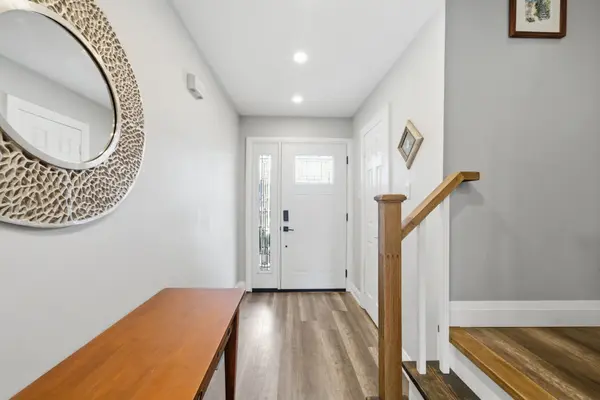 16 Wheler CT, Uxbridge, ON L9P 1T8